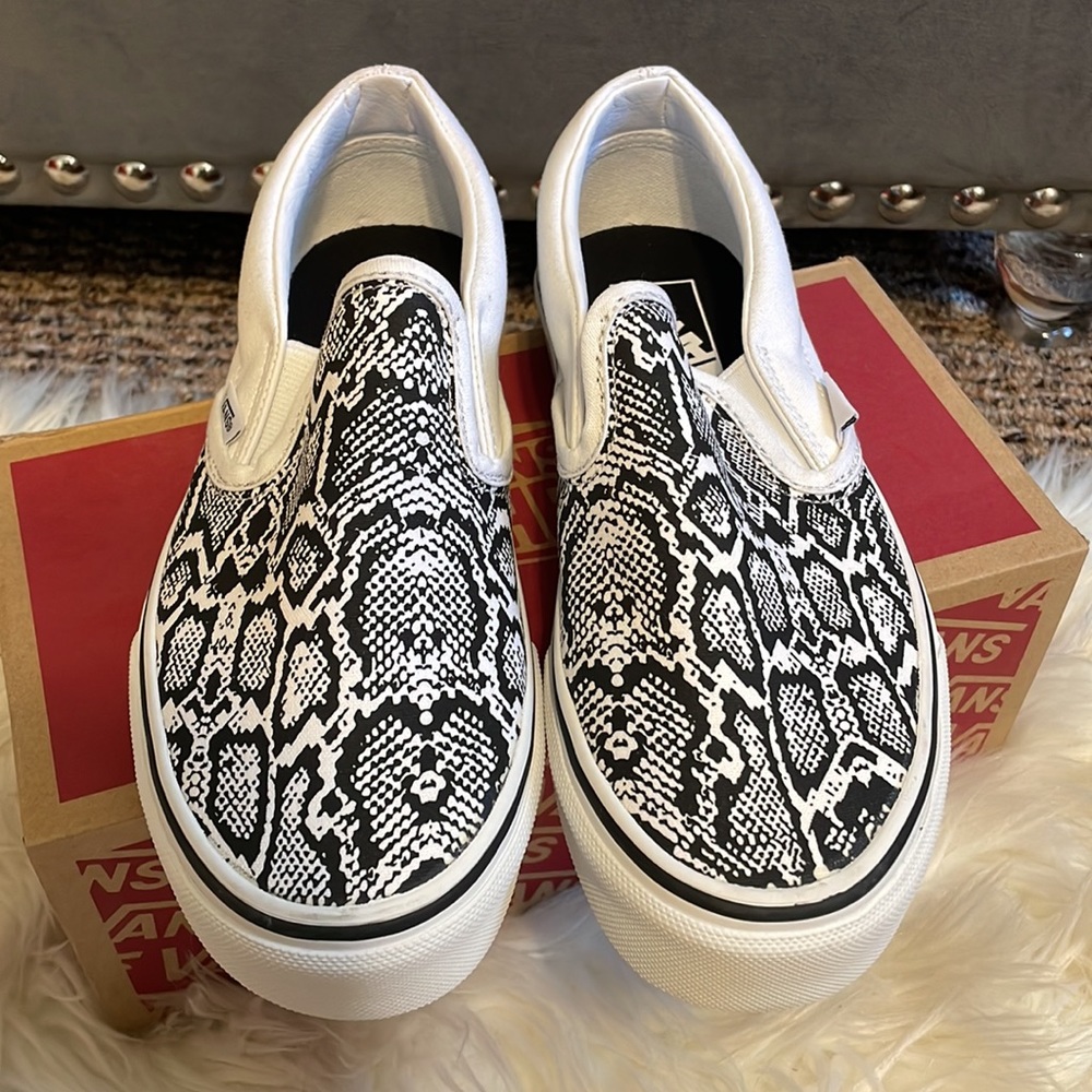 NEW python print vans - Picture 4 of 5